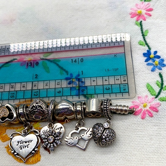 Pandora & Jewelry store brand sterling silver & 14k gold heart shaped bracelet - Picture 5 of 8